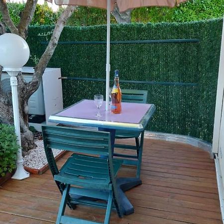 Apartamento Studio 66 Caumont-sur-Durance Exterior foto